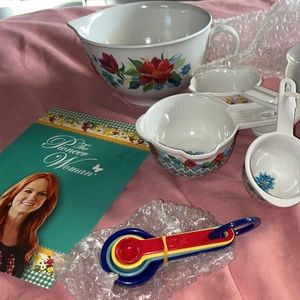 Pioneer Woman Cookware